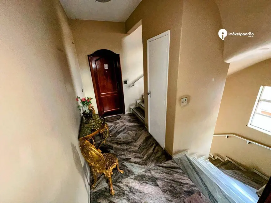 Apartamento com 3 quartos à venda, 360m2 em Centro, Nova Iguacu - RJ - imagem 9 Foto 9 de Apartamento com 3 quartos à venda, 360m2 em Centro, Nova Iguacu - RJ