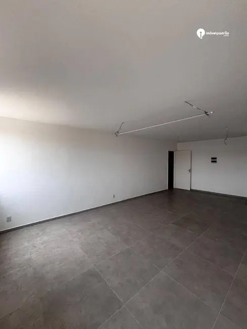 Foto 2 de Sala Comercial para alugar, 34m2 em Vila São Luis, Nova Iguacu - RJ