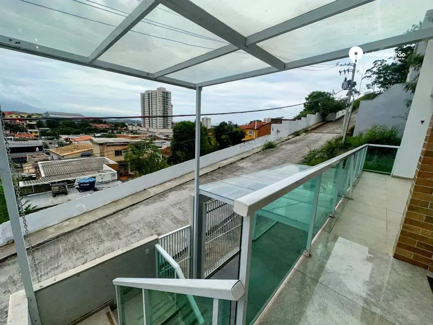 Casa com 3 quartos à venda, 300m2 em Nova Iguacu - RJ - imagem 4 Foto 4 de Casa com 3 quartos à venda, 300m2 em Nova Iguacu - RJ