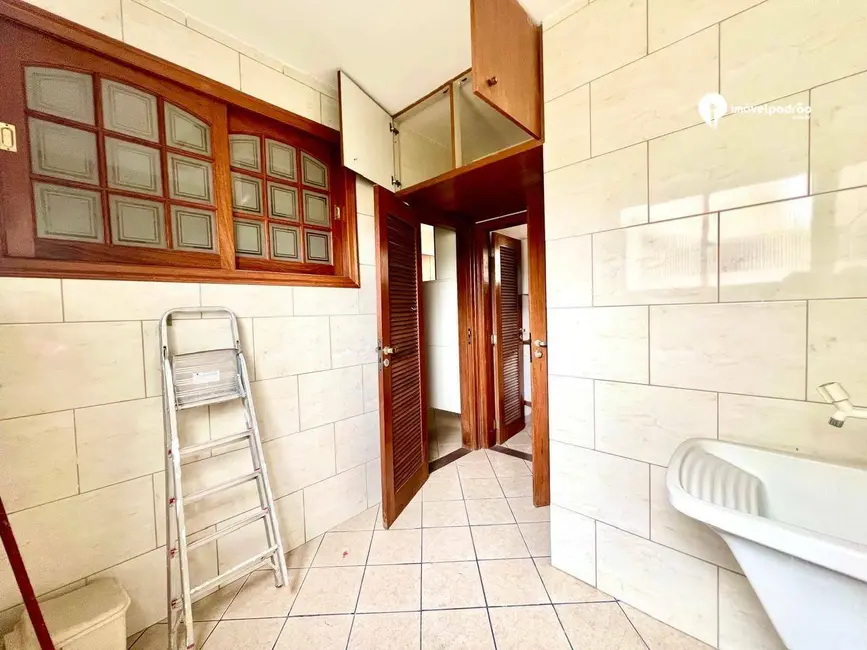 Apartamento com 2 quartos à venda, 78m2 em Centro, Nova Iguacu - RJ - imagem 7 Foto 7 de Apartamento com 2 quartos à venda, 78m2 em Centro, Nova Iguacu - RJ