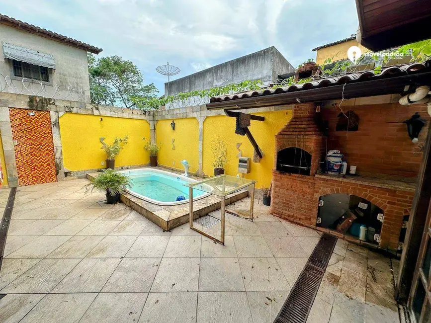 Foto 6 de Casa com 3 quartos para alugar, 180m2 em Nova Iguacu - RJ