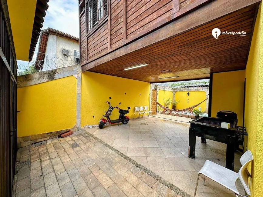 Foto 1 de Casa com 3 quartos para alugar, 180m2 em Nova Iguacu - RJ
