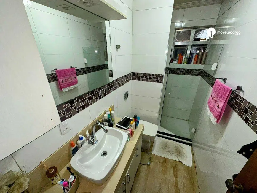 Foto 5 de Apartamento com 2 quartos para alugar, 96m2 em Alvarez, Nova Iguacu - RJ