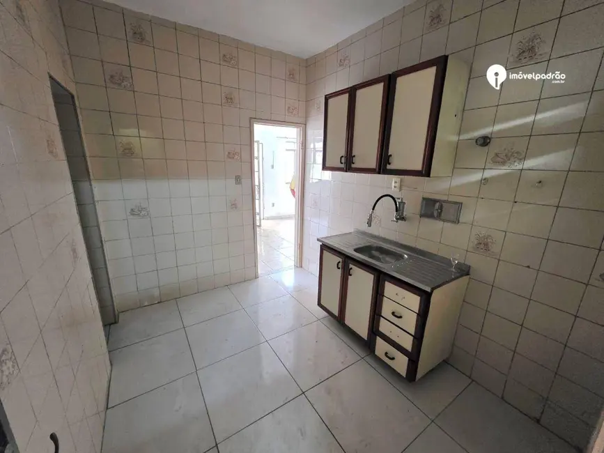 Foto 2 de Casa com 2 quartos para alugar, 80m2 em Centro, Nova Iguacu - RJ