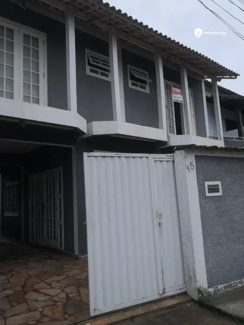 Casa com 3 quartos à venda, 300m2 em Santa Cruz, Rio De Janeiro - RJ - imagem 1 Foto 1 de Casa com 3 quartos à venda, 300m2 em Santa Cruz, Rio De Janeiro - RJ