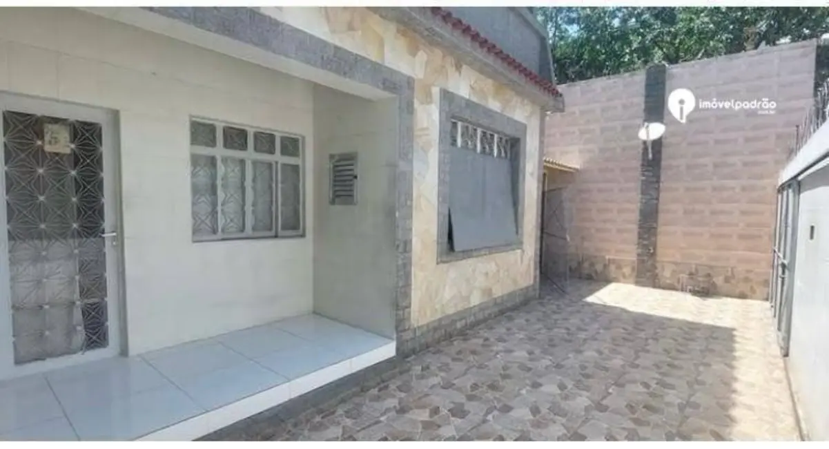 Foto 1 de Casa com 2 quartos à venda, 192m2 em Bangu, Rio De Janeiro - RJ