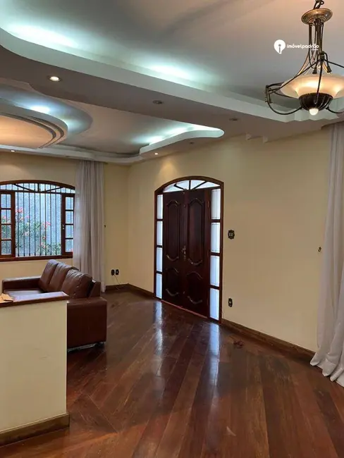 Casa com 6 quartos à venda, 600m2 em Cabral, Nilopolis - RJ - imagem 6 Foto 6 de Casa com 6 quartos à venda, 600m2 em Cabral, Nilopolis - RJ