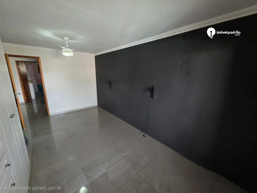Casa com 2 quartos para alugar, 300m2 em Nova Iguacu - RJ - imagem 3 Foto 3 de Casa com 2 quartos para alugar, 300m2 em Nova Iguacu - RJ