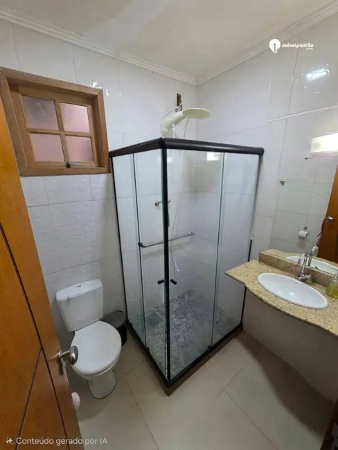Casa com 2 quartos para alugar, 300m2 em Nova Iguacu - RJ - imagem 8 Foto 8 de Casa com 2 quartos para alugar, 300m2 em Nova Iguacu - RJ