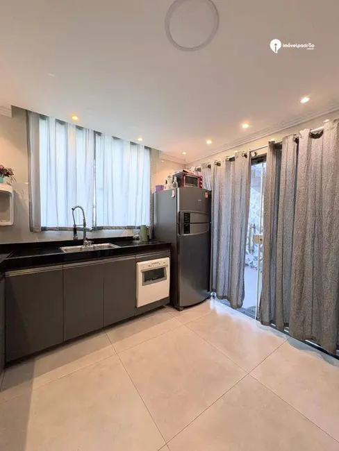 Foto 1 de Casa com 3 quartos à venda, 250m2 em Jardim Alvorada, Nova Iguacu - RJ