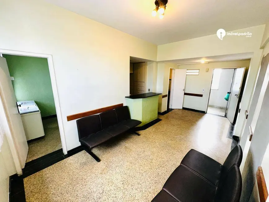 Sala Comercial à venda e para alugar, 40m2 em Centro, Nova Iguacu - RJ - imagem 4 Foto 4 de Sala Comercial à venda e para alugar, 40m2 em Centro, Nova Iguacu - RJ