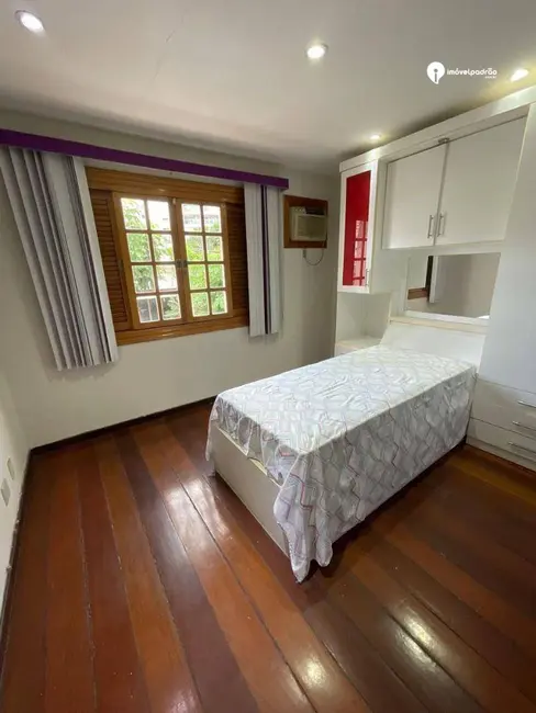 Casa com 5 quartos para alugar, 500m2 em Centro, Nova Iguacu - RJ - imagem 9 Foto 9 de Casa com 5 quartos para alugar, 500m2 em Centro, Nova Iguacu - RJ