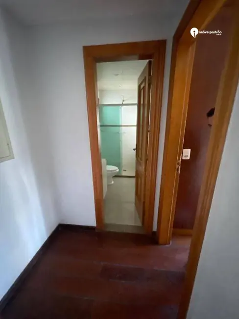 Casa com 5 quartos para alugar, 500m2 em Centro, Nova Iguacu - RJ - imagem 6 Foto 6 de Casa com 5 quartos para alugar, 500m2 em Centro, Nova Iguacu - RJ