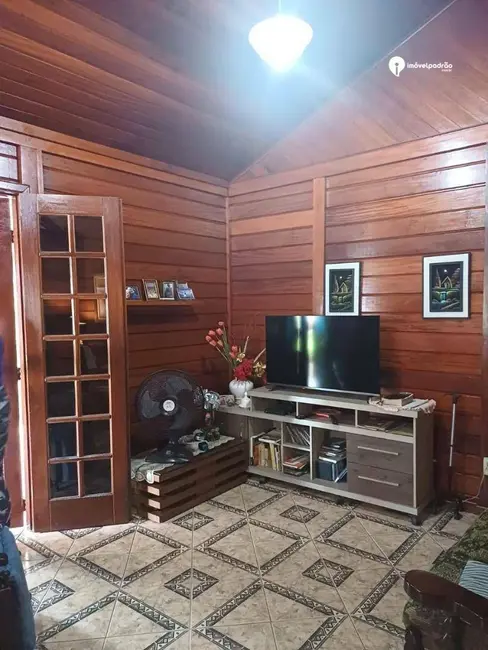 Casa com 2 quartos à venda, 280m2 em Lagoinha, Nova Iguacu - RJ - imagem 6 Foto 6 de Casa com 2 quartos à venda, 280m2 em Lagoinha, Nova Iguacu - RJ
