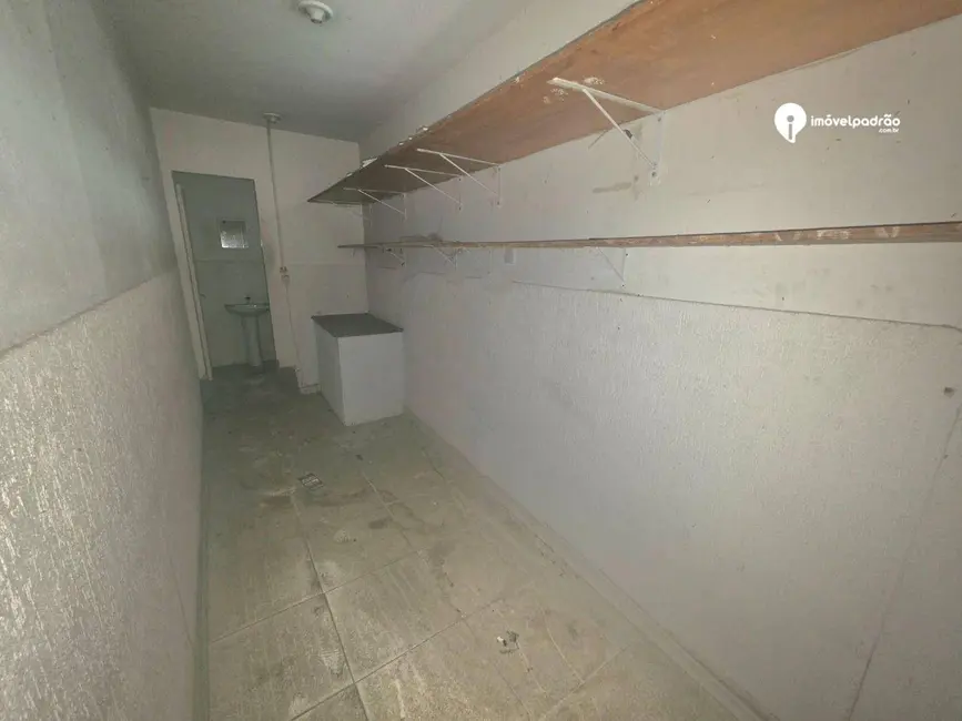 Loja para alugar, 60m2 em Centro, Nova Iguacu - RJ - imagem 2 Foto 2 de Loja para alugar, 60m2 em Centro, Nova Iguacu - RJ