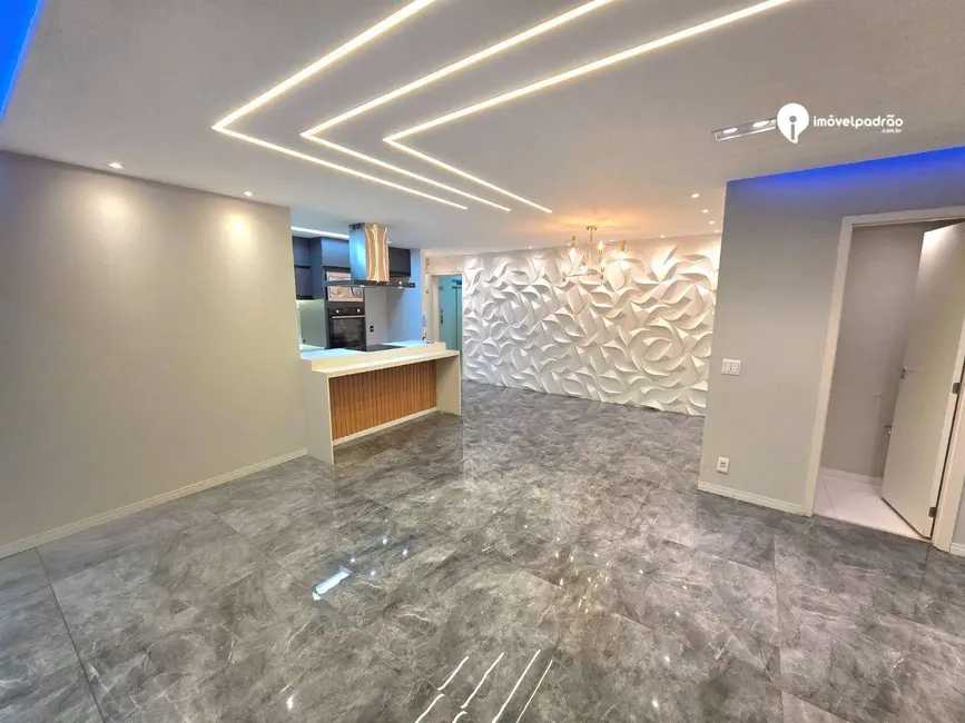 Apartamento com 3 quartos para alugar, 125m2 em Nova Iguacu - RJ - imagem 7 Foto 7 de Apartamento com 3 quartos para alugar, 125m2 em Nova Iguacu - RJ