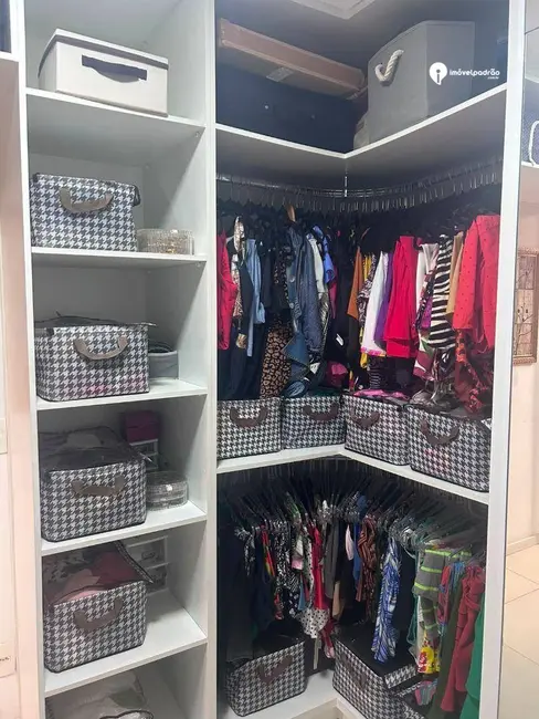 Apartamento com 3 quartos para alugar, 108m2 em Centro, Nova Iguacu - RJ - imagem 9 Foto 9 de Apartamento com 3 quartos para alugar, 108m2 em Centro, Nova Iguacu - RJ