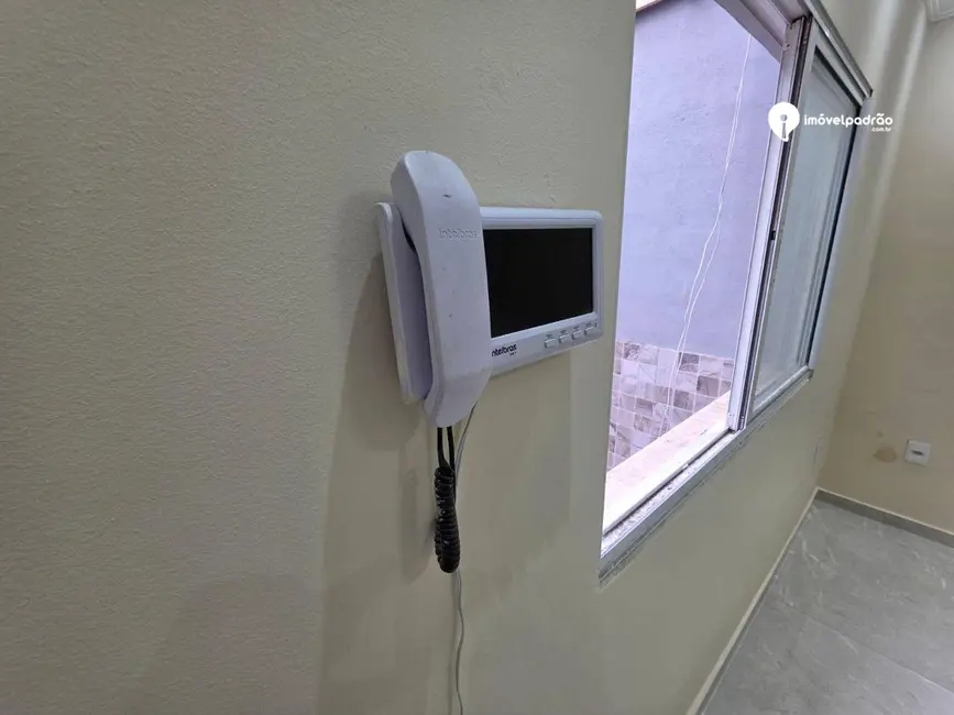 Foto 4 de Casa com 2 quartos para alugar, 180m2 em Jardim Palmares, Nova Iguacu - RJ
