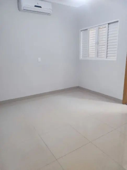 Foto 3 de Casa com 2 quartos à venda, 138m2 em Parque Residencial do Lago, Votuporanga - SP