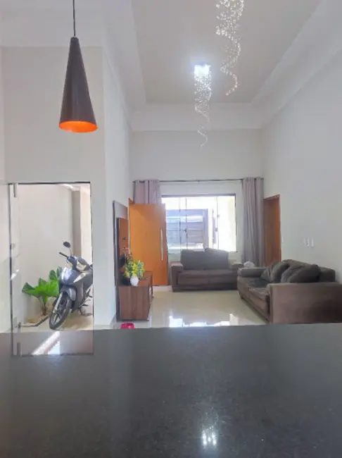 Foto 3 de Casa com 3 quartos à venda, 240m2 em Jardim Residencial Portal do Sol, Votuporanga - SP