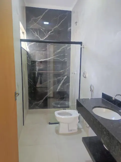 Foto 3 de Casa com 3 quartos à venda, 180m2 em Votuporanga - SP