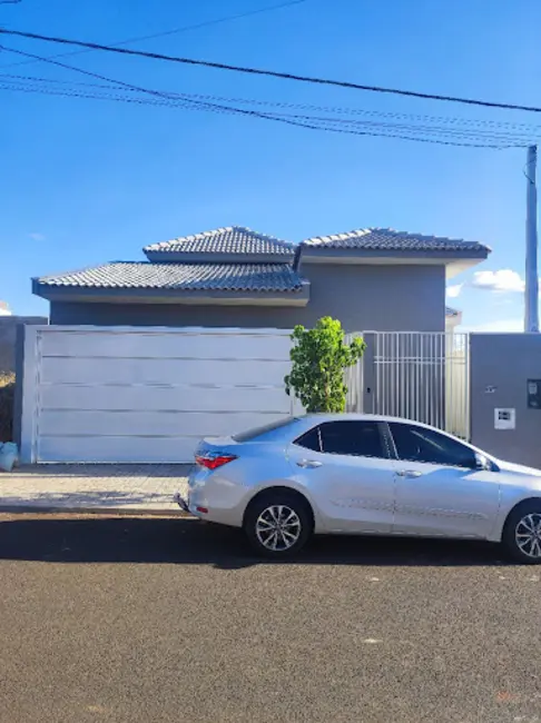 Foto 1 de Casa com 3 quartos à venda, 180m2 em Votuporanga - SP