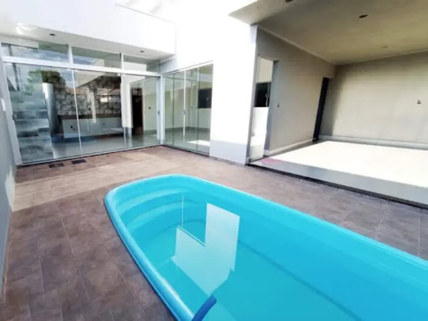 Foto 5 de Casa com 3 quartos à venda, 183m2 em Jardim das Carobeiras, Votuporanga - SP