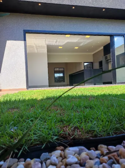 Foto 8 de Casa com 3 quartos à venda, 250m2 em Votuporanga - SP