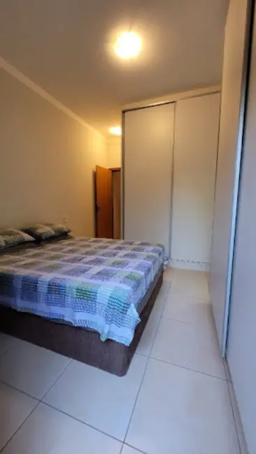 Foto 3 de Casa com 3 quartos à venda, 214m2 em Jardim Residencial Vilar, Votuporanga - SP