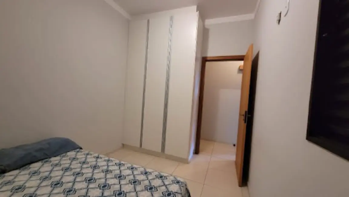 Foto 6 de Casa com 3 quartos à venda, 214m2 em Jardim Residencial Vilar, Votuporanga - SP