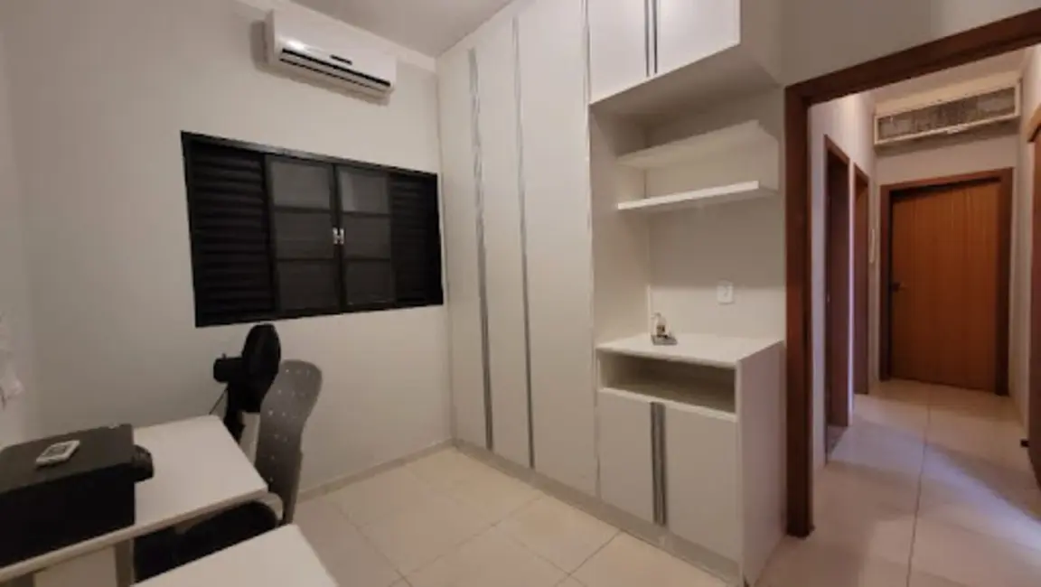 Foto 8 de Casa com 3 quartos à venda, 214m2 em Jardim Residencial Vilar, Votuporanga - SP
