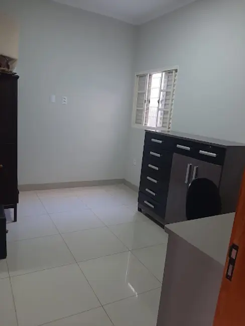 Foto 5 de Casa com 3 quartos à venda, 200m2 em Jardim Residencial Vilar, Votuporanga - SP