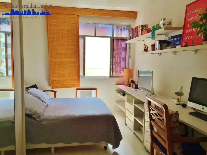 Apartamento com 2 quartos à venda, 78m2 em Icaraí, Niteroi - RJ - imagem 4 Foto 4 de Apartamento com 2 quartos à venda, 78m2 em Icaraí, Niteroi - RJ