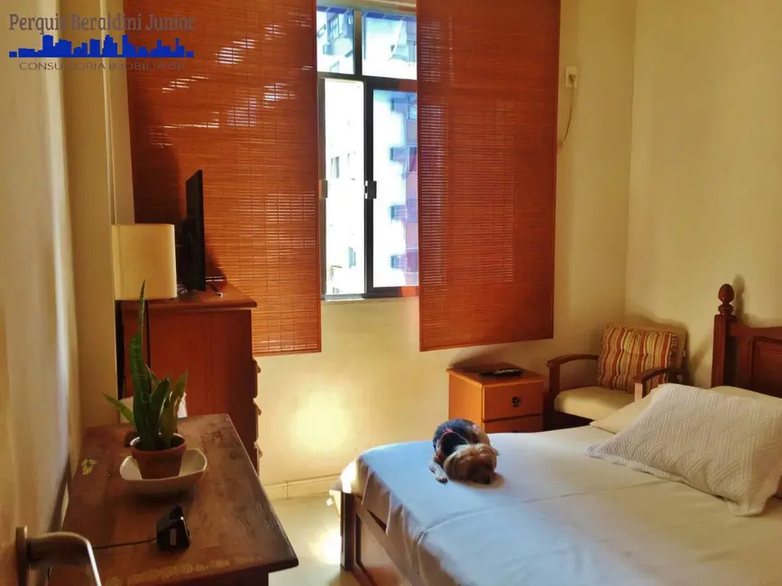 Apartamento com 2 quartos à venda, 78m2 em Icaraí, Niteroi - RJ - imagem 6 Foto 6 de Apartamento com 2 quartos à venda, 78m2 em Icaraí, Niteroi - RJ