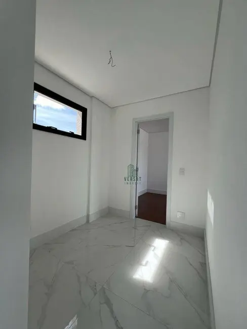 Foto 9 de Apartamento com 2 quartos à venda, 107m2 em Água Verde, Curitiba - PR