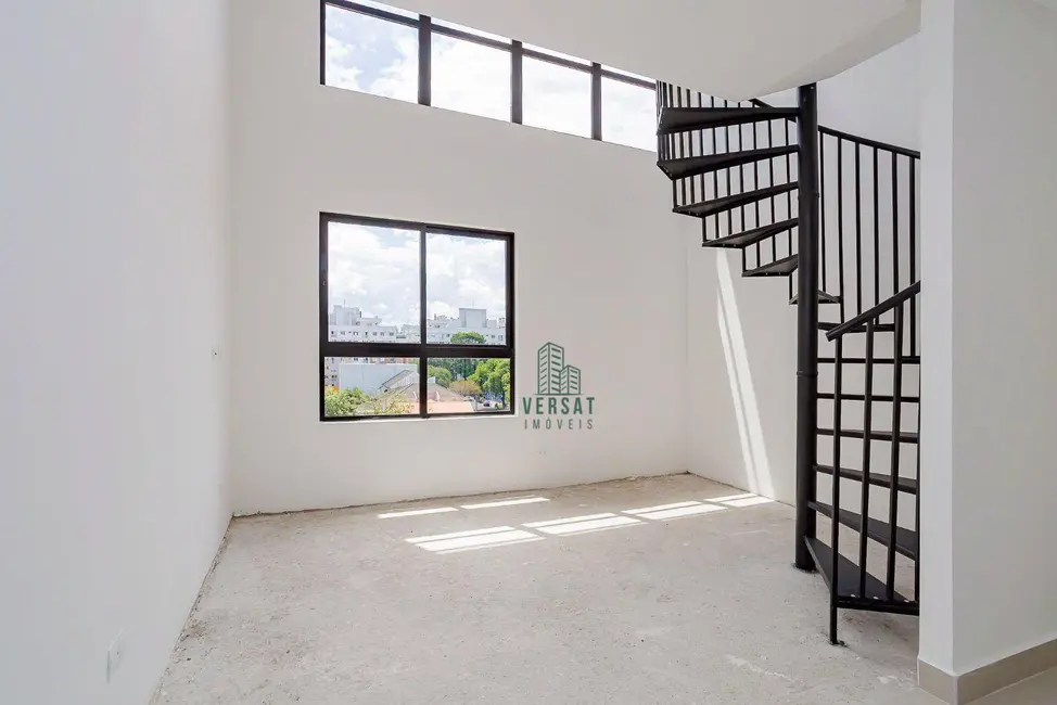 Loft / Flat com 1 quarto à venda, 35m2 em Portão, Curitiba - PR - imagem 3 Foto 3 de Loft / Flat com 1 quarto à venda, 35m2 em Portão, Curitiba - PR