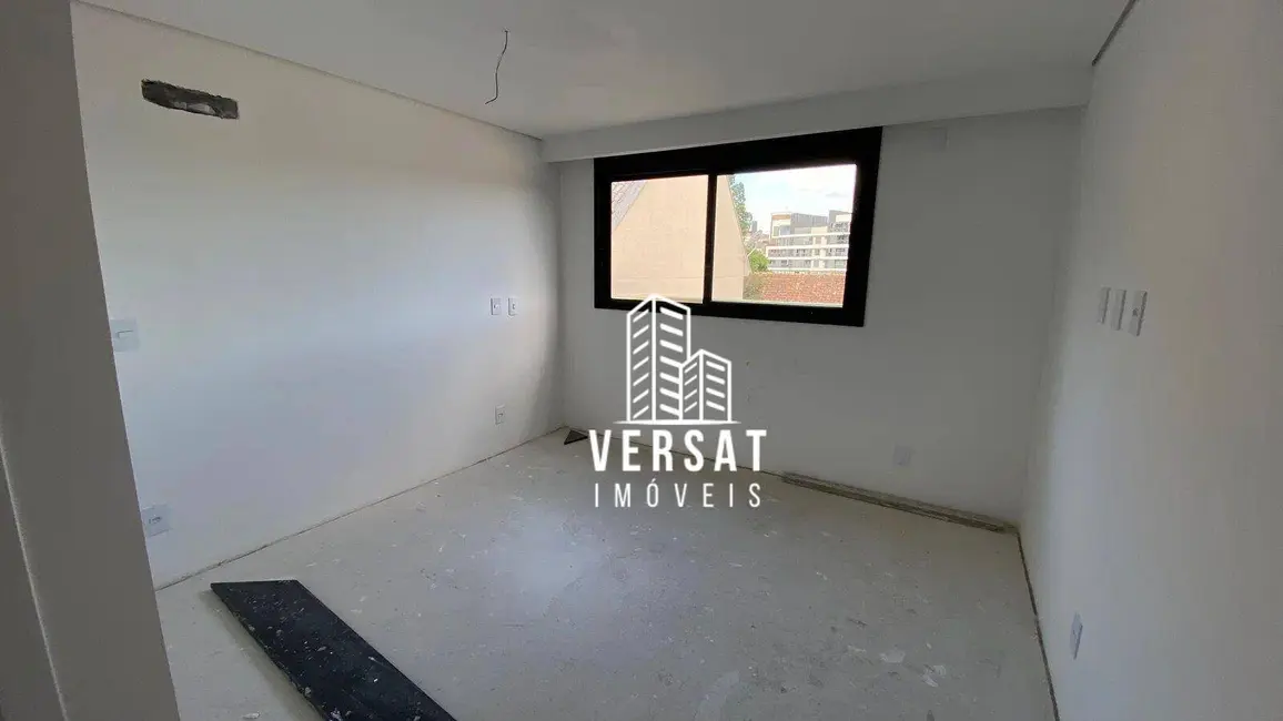 Foto 9 de Sobrado com 3 quartos à venda, 256m2 em Campina do Siqueira, Curitiba - PR