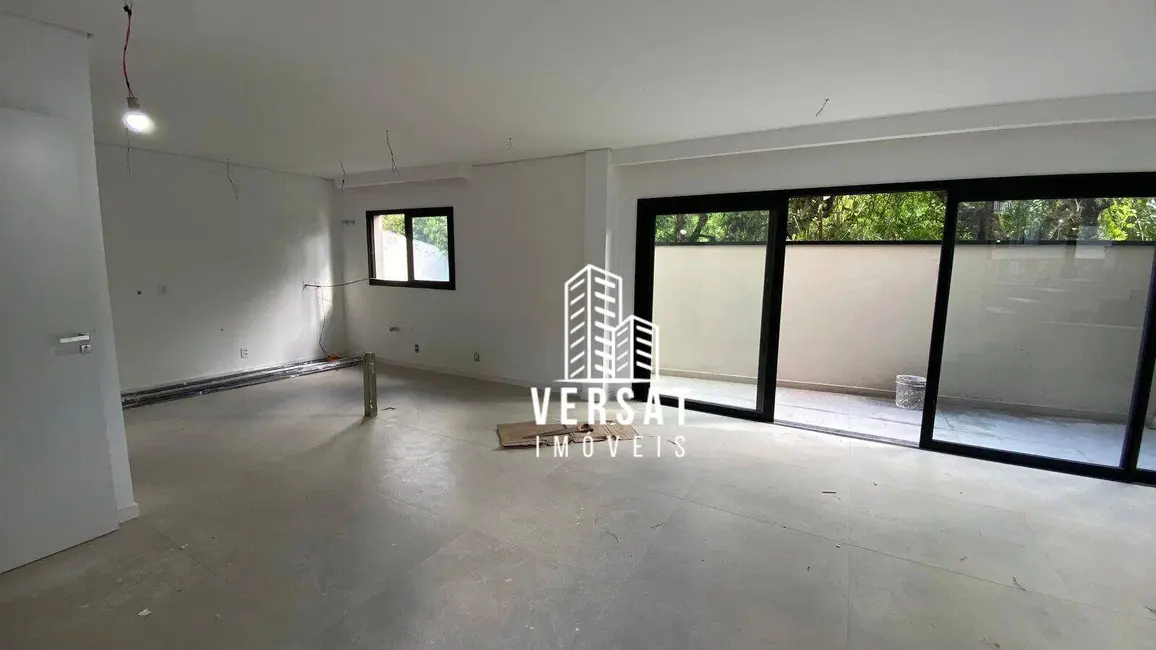 Foto 7 de Sobrado com 3 quartos à venda, 256m2 em Campina do Siqueira, Curitiba - PR