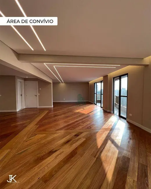 Foto 1 de Apartamento com 3 quartos à venda, 193m2 em Água Verde, Curitiba - PR