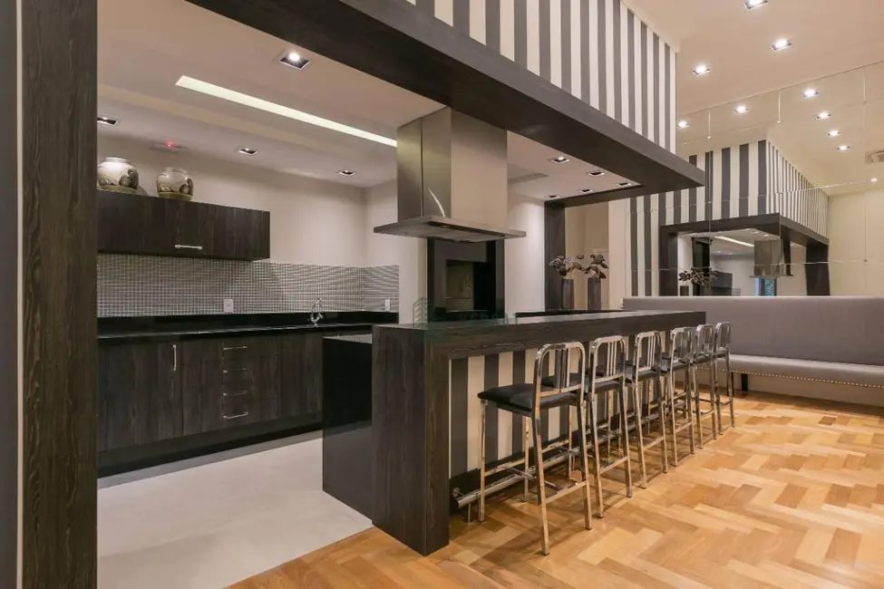 Foto 38 de Apartamento com 2 quartos para alugar, 82m2 em Batel, Curitiba - PR