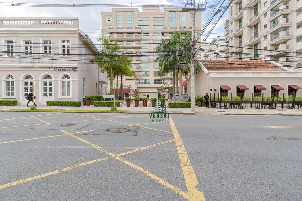 Foto 1 de Apartamento com 2 quartos para alugar, 82m2 em Batel, Curitiba - PR