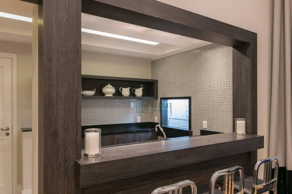 Foto 37 de Apartamento com 2 quartos para alugar, 82m2 em Batel, Curitiba - PR