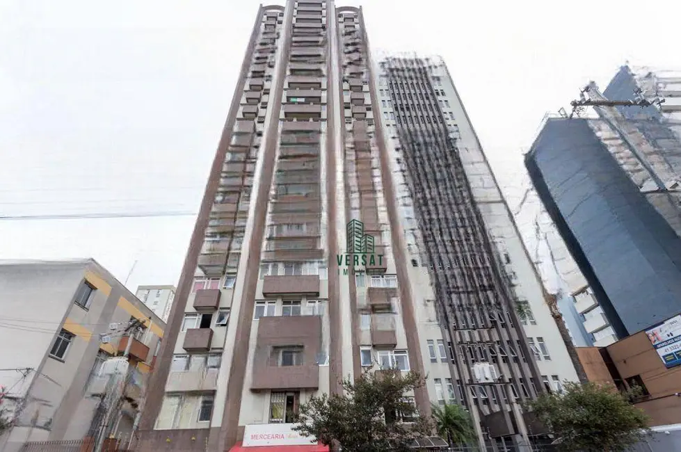 Foto 1 de Apartamento com 1 quarto à venda, 40m2 em Centro, Curitiba - PR