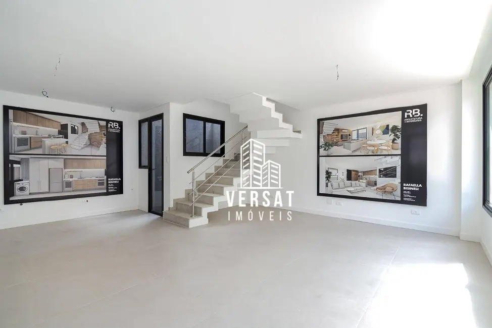 Sobrado com 3 quartos à venda, 130m2 em São Lourenço, Curitiba - PR - imagem 5 Foto 5 de Sobrado com 3 quartos à venda, 130m2 em São Lourenço, Curitiba - PR