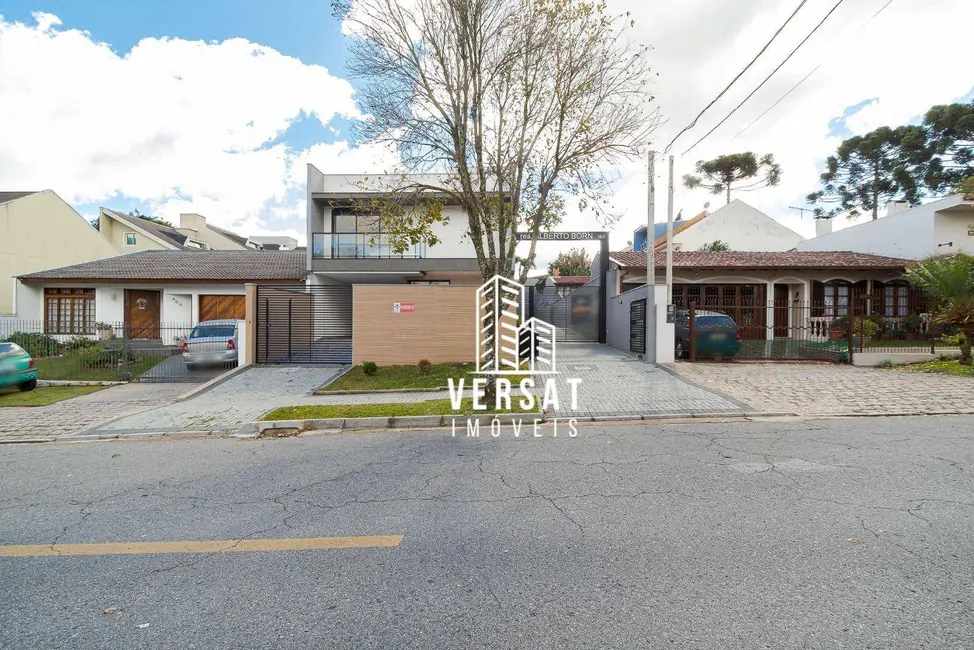 Foto 1 de Sobrado com 3 quartos à venda, 130m2 em São Lourenço, Curitiba - PR