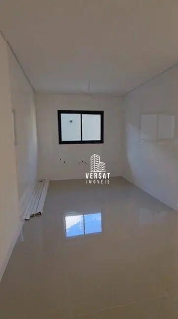 Sobrado com 3 quartos à venda, 157m2 em Portão, Curitiba - PR - imagem 5 Foto 5 de Sobrado com 3 quartos à venda, 157m2 em Portão, Curitiba - PR