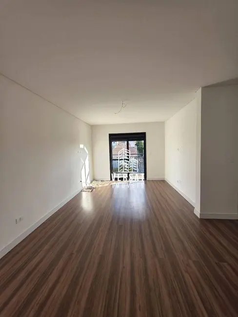 Sobrado com 3 quartos à venda, 157m2 em Portão, Curitiba - PR - imagem 8 Foto 8 de Sobrado com 3 quartos à venda, 157m2 em Portão, Curitiba - PR