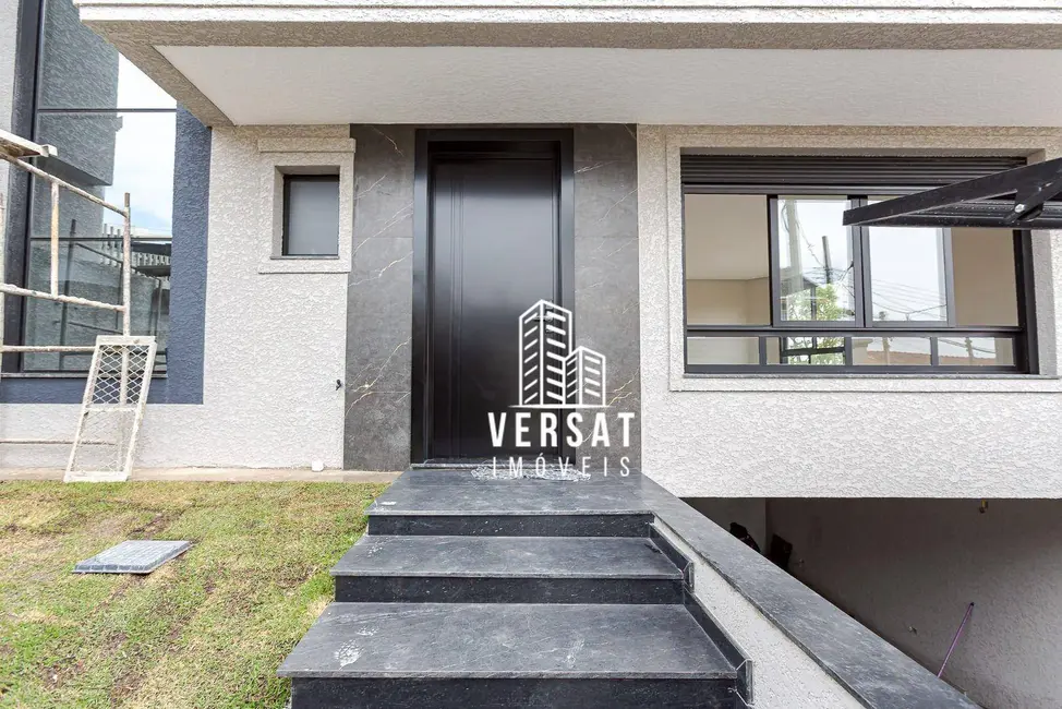 Foto 4 de Sobrado com 3 quartos à venda, 241m2 em Uberaba, Curitiba - PR