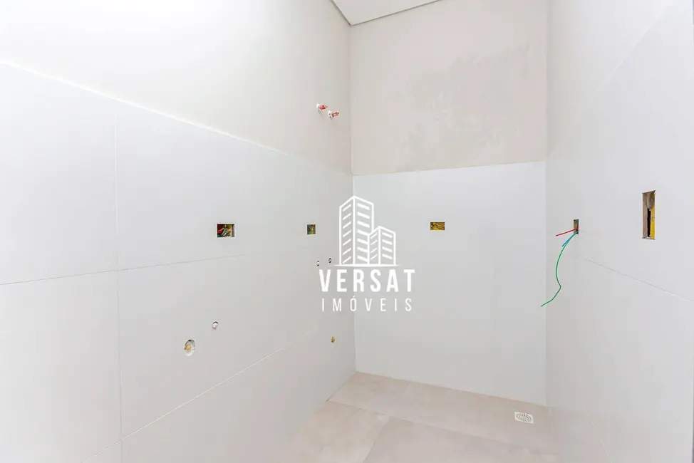 Foto 7 de Sobrado com 3 quartos à venda, 241m2 em Uberaba, Curitiba - PR