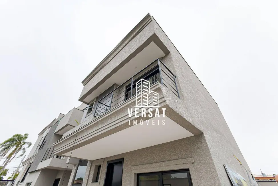 Foto 1 de Sobrado com 3 quartos à venda, 148m2 em Uberaba, Curitiba - PR